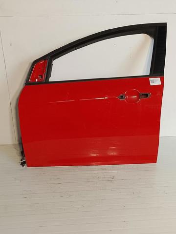 Venta de Puerta delantera izquierda para Ford Focus III segunda mano