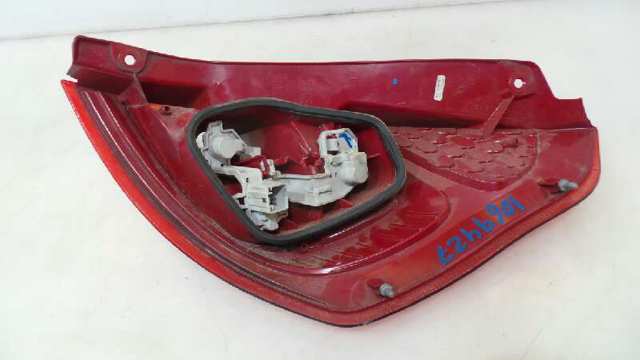 1709553 FORD Piloto trasero izquierdo  disponible Ourense