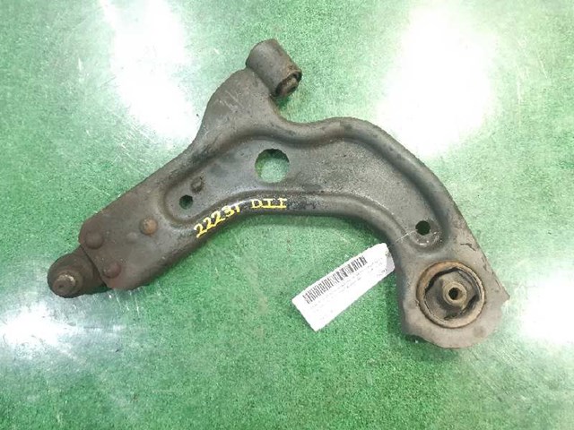 Brazo inferior izquierdo de la suspensión delantera 1710795 FORD