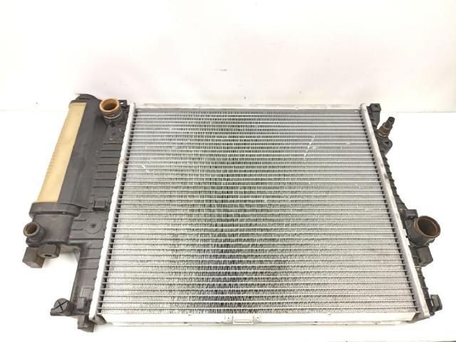 Radiador de agua 17111427153 BMW