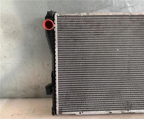 BMW 17112247345 Radiador de refrigeración del motor  disponible Lugo