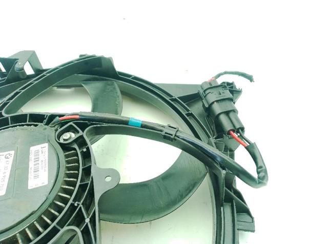 17113452509 BMW Difusor del radiador de refrigeración con motor y hélice  disponible Ourense