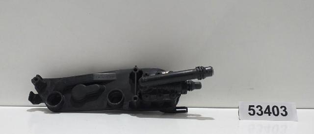 Soporte izquierdo del radiador 17117507973 BMW