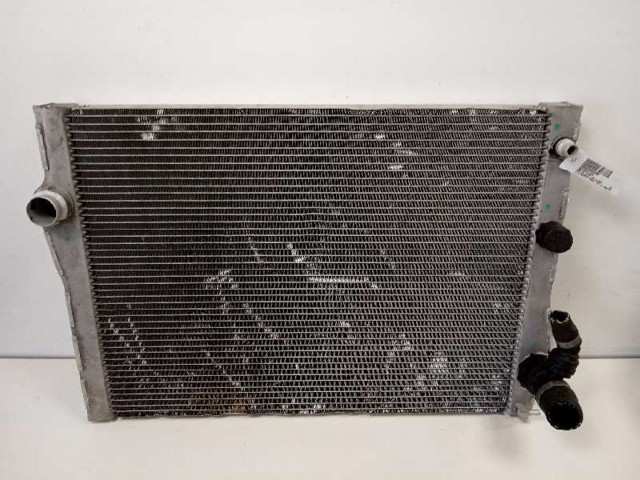 17117533472 Radiador de refrigeración del motor  disponible Málaga
