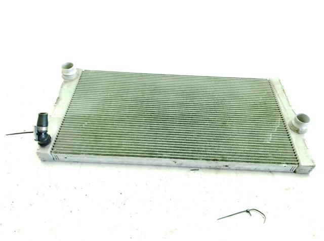 Comprar Radiador de refrigeración del motor BMW 5  F10 a bajo precio