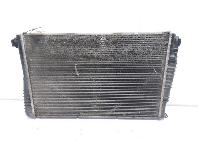 Radiador del motor 17118623368 BMW
