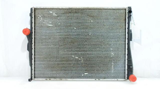 17119071518 Radiador de refrigeración del motor  disponible Utrera