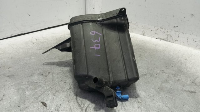 17137601949 BMW Depósito de expansión del sistema de refrigeración  comprar en Lleida
