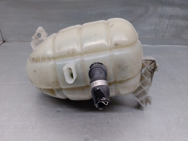 BMW 17137609468 Depósito de expansión del sistema de refrigeración  comprar en Albacete