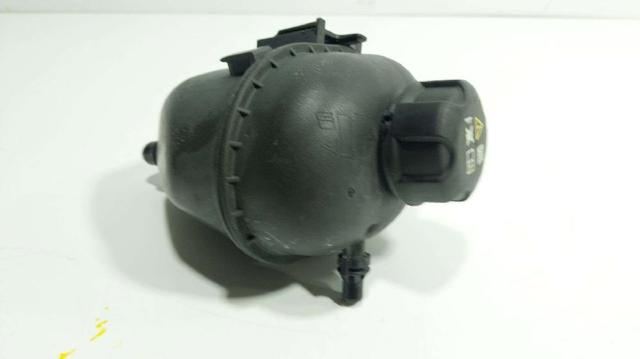 BMW 17138610661 Depósito de expansión del sistema de refrigeración  disponible Valladolid