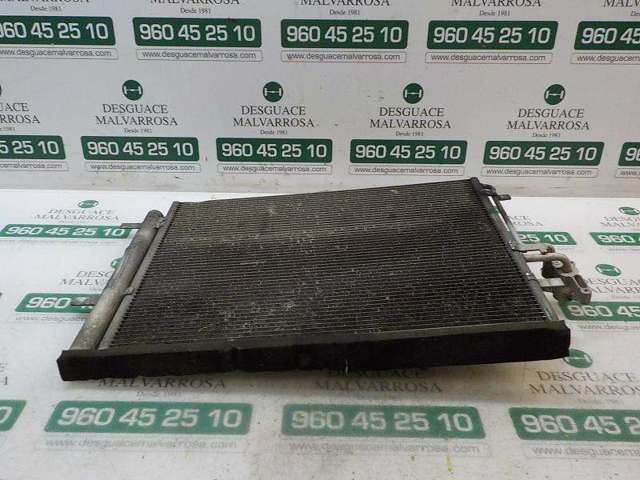 FORD 1716734 Condensador aire acondicionado  en stock Terrassa