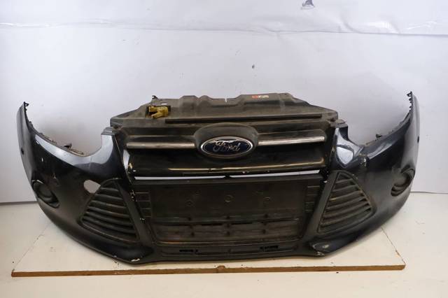 Comprar Parachoques delantero Ford Focus III CB8 a bajo precio