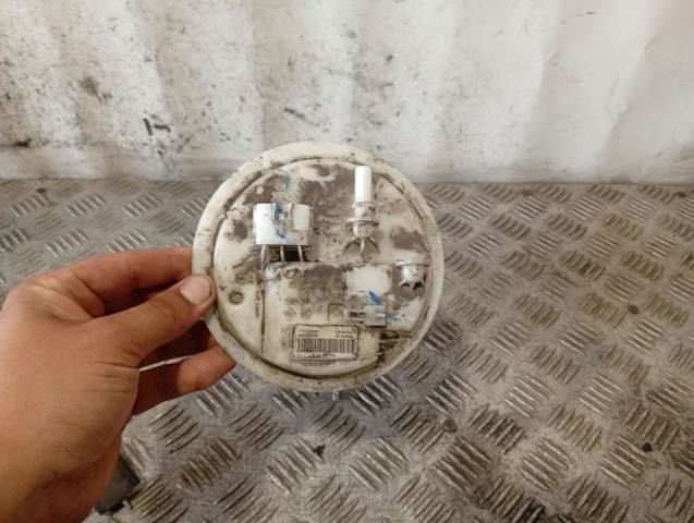 172020029R RENAULT Bomba de gasolina  en stock Gandía
