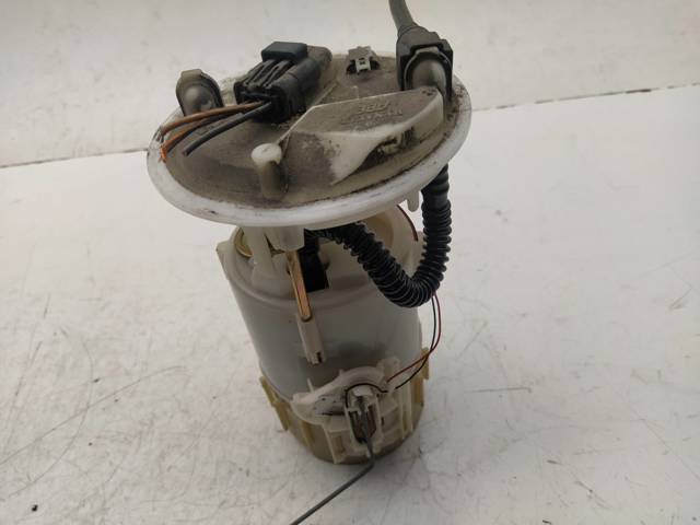 Comprar Módulo de bomba de combustible con sensor de nivel de combustible Renault Fluence  B3 a bajo precio