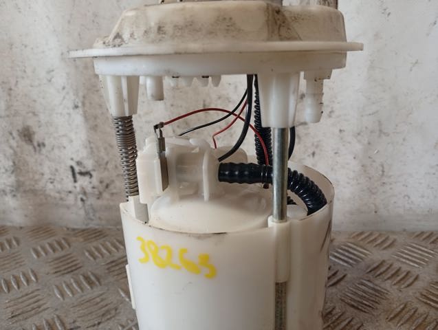 172020029R Módulo de bomba de combustible con sensor de nivel de combustible  disponible Burgos