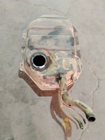 Comprar Depósito de combustible Terrano II R20