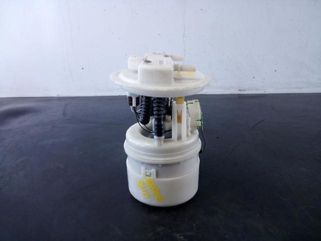 172021904R RENAULT Bomba de gasolina  en stock Córdoba