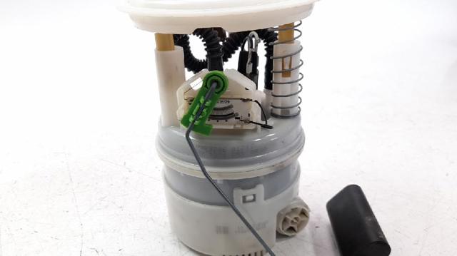 172022377R Módulo de bomba de combustible con sensor de nivel de combustible  disponible Málaga