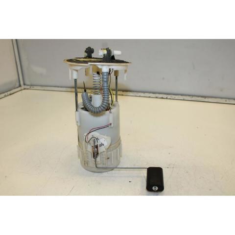 RENAULT 172025758R Bomba de gasolina comprar Barcelona