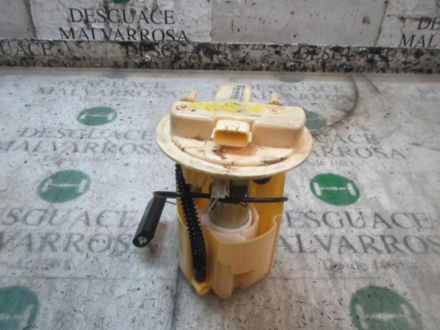 172026119R RENAULT Bomba de gasolina comprar Alcalá