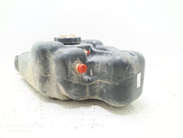 Depósito de combustible Nissan Navara D40