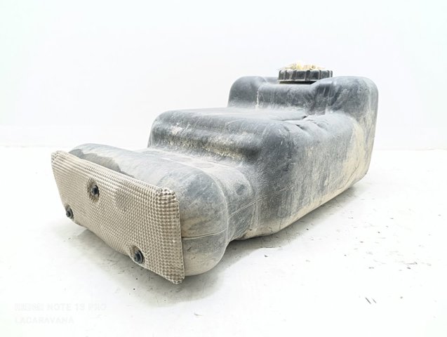 Depósito de combustible Nissan Navara D40