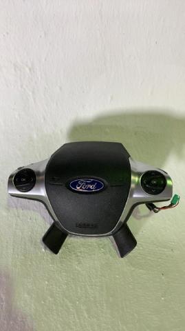 Volante multifuncion para Ford Focus III (CB8)