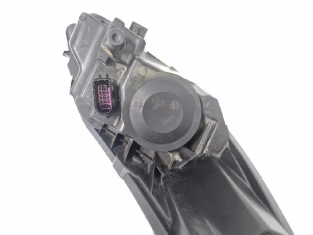 FORD 1734615 Faro derecho  en stock Salamanca