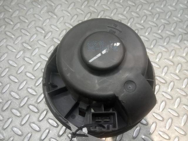 1736007103 Ford