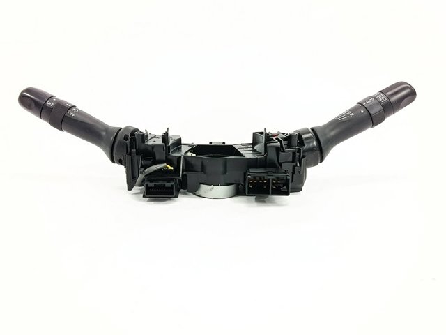 173832 Toyota