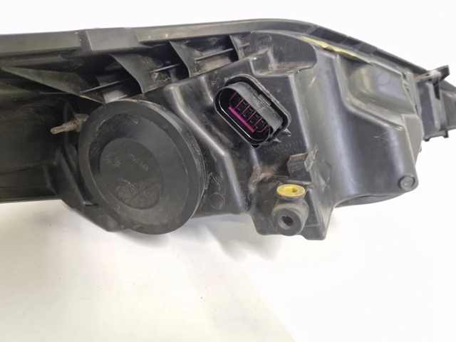 FORD 1740028 Faro izquierdo  en stock Valencia