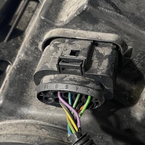 1740028 FORD Faro izquierdo  comprar en Jaén