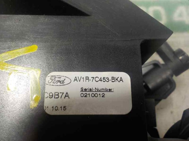 1742233 Ford