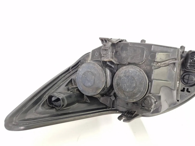 1744971 Faro derecho  en stock Castellón