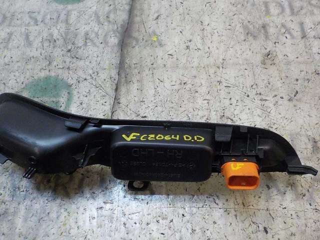 1746832 Botón de elevalunas delantero derecho comprar Girona