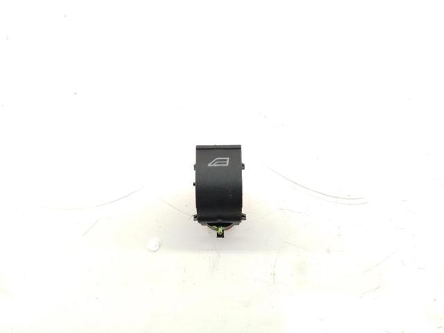 1746832 Botón de encendido del motor del elevalunas delantero derecho  disponible Málaga