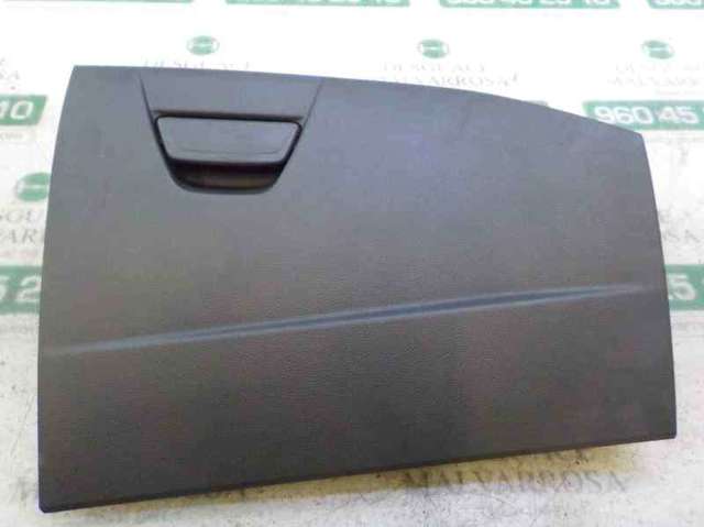 Tapa guantera para Ford Focus CB8