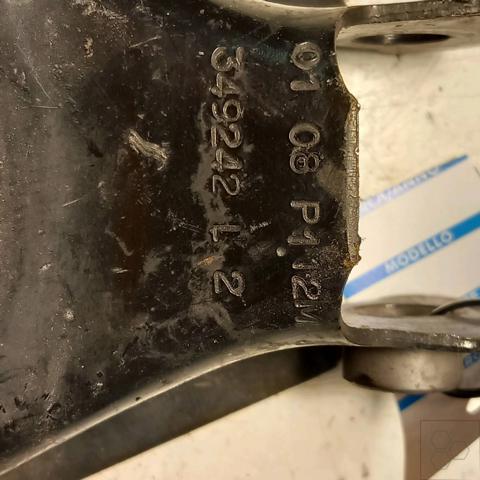 1751001 Soporte de motor trasero  en stock Castellón