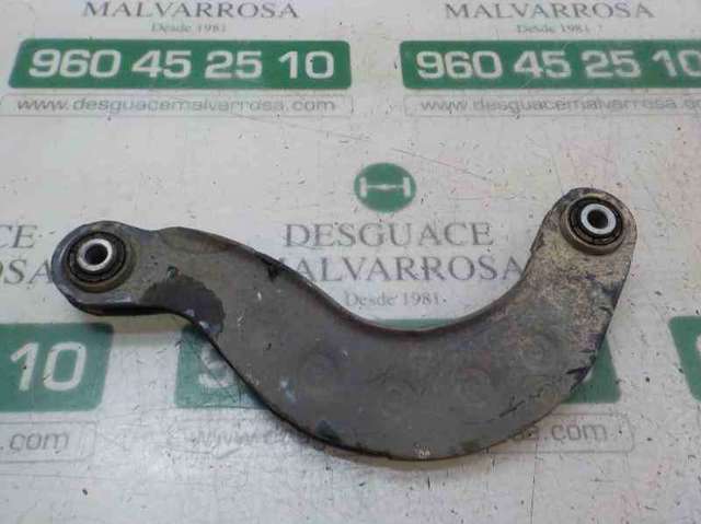 1752736 FORD Brazo superior de suspensión trasera izquierdo/derecho  en stock Gandía