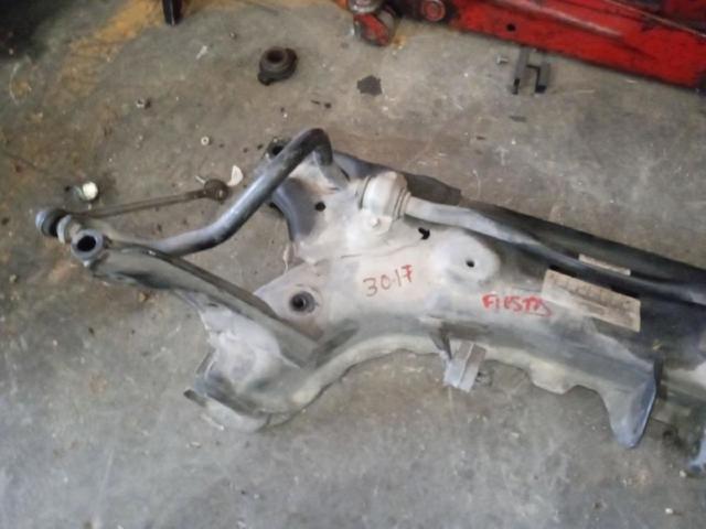 Subchasis delantero soporte motor Ford Fiesta CB1