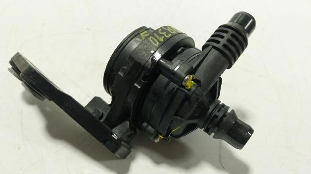 Bomba de agua eléctrica auxiliar 17618477210 BMW