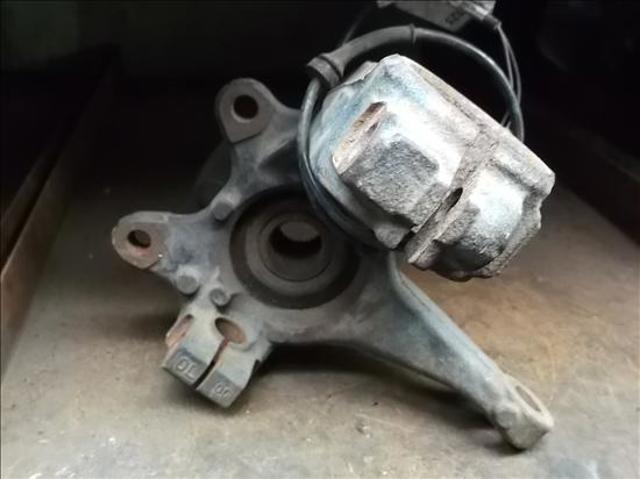 FORD 1763058 Mangueta delantera derecha  en stock Terrassa