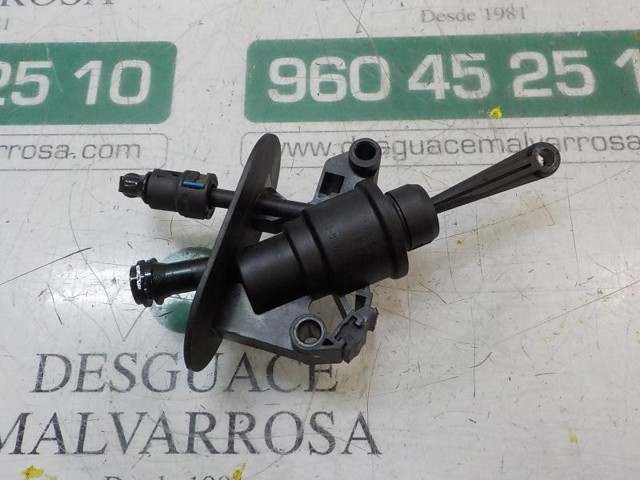 Pedal de embrague 1766725 FORD