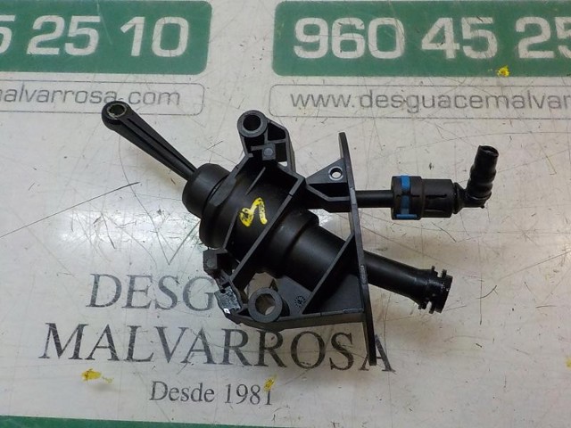 1766725 FORD Pedal embrague  disponible Vigo