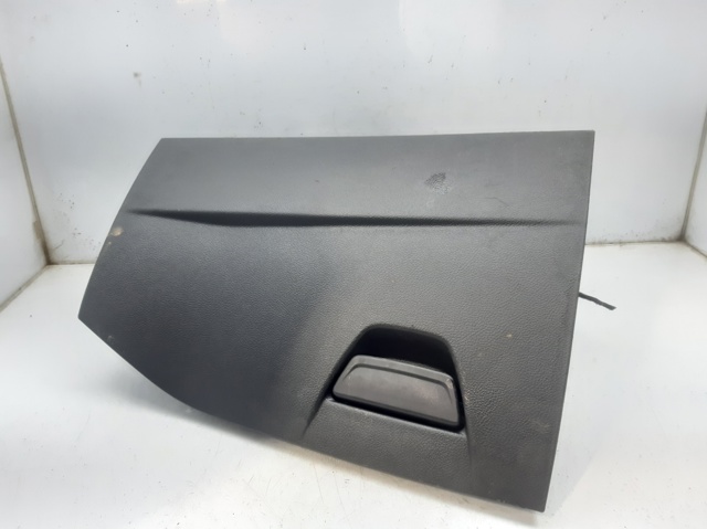 Guantera para Ford Focus CB8