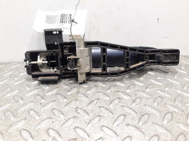 FORD 1776958 Manija exterior izquierda de puerta delantera  en stock Terrassa