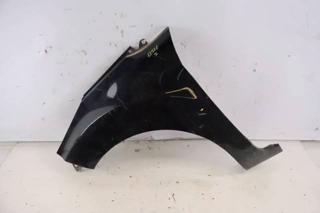 1777181 Aleta delantera izquierda  disponible Utrera