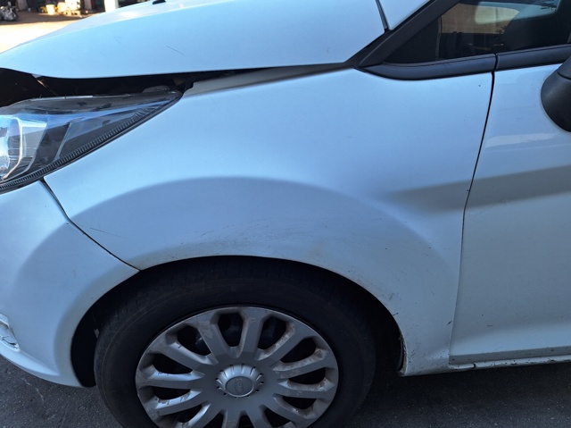 1777181 FORD Aleta delantera izquierda  disponible Alicante