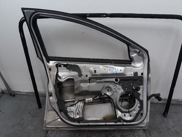 1778162 FORD Puerta delantera izquierda  en stock Córdoba