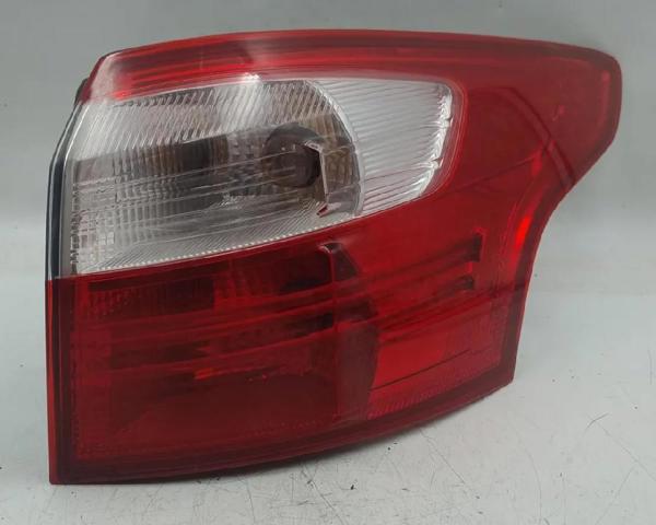 FORD 1785512 Piloto trasero exterior derecho comprar Tarragona